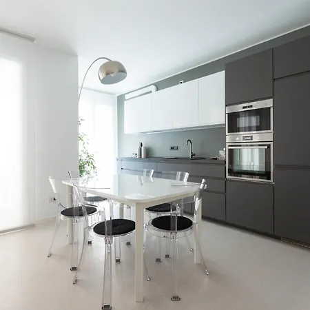 Porta Nuova Bright And Roomy Flat Milan Exterior photo