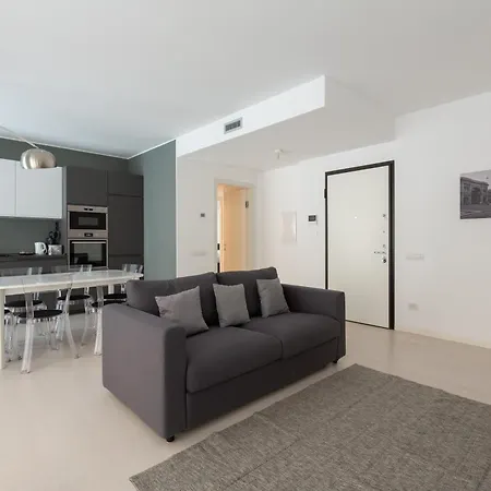 Porta Nuova Bright And Roomy Flat Milan Exterior photo