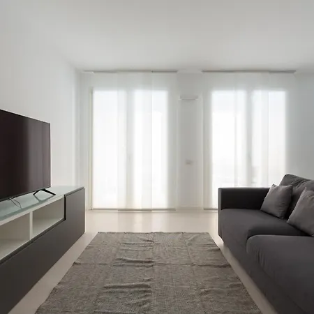 Porta Nuova Bright And Roomy Flat Milan Exterior photo